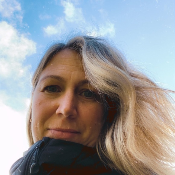 Meet your Posher, Terra - Picture 1 of 1